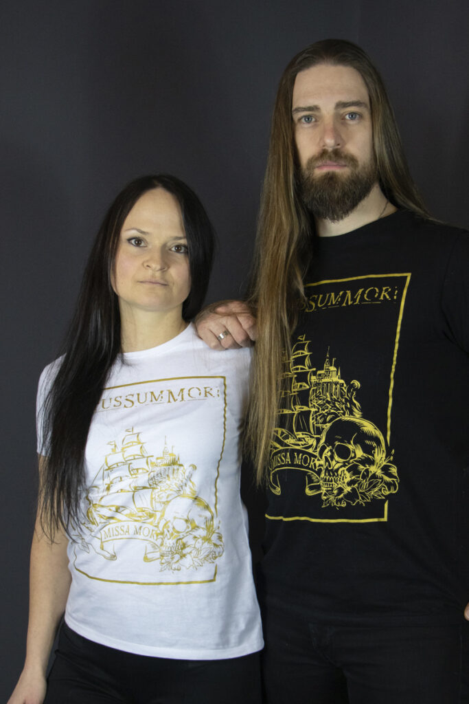 NatusSumMori-Shirts in Weiß oder Schwarz